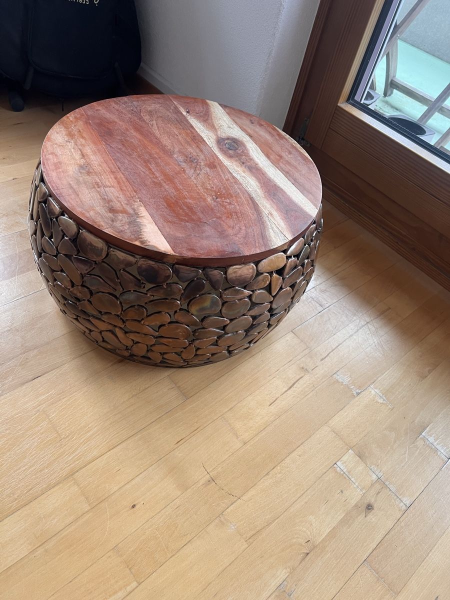 Tavoli: Holz-Couchtisch Einzigartiges Design! – Usato da Zürich venduto da Jakomo007 1