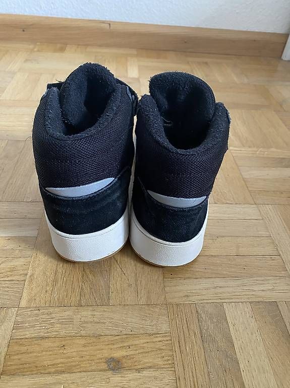Chaussures hommes: Schwarze High-Top Winterschuhe | GoRetex – D'occasion à Laufen par Looc_ 2