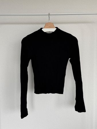 Pull&Bear Longsleeve mit Cut-out-Ärmeln – Grösse S