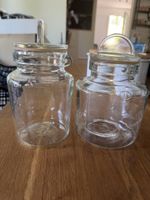 2 Glas Vorratsgläser mit Glasdeckel – je 1 Liter – Vintage