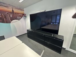 LG 86UR78003LB 86" 4K Smart TV – Top Zustand LG 86UR78003LB 