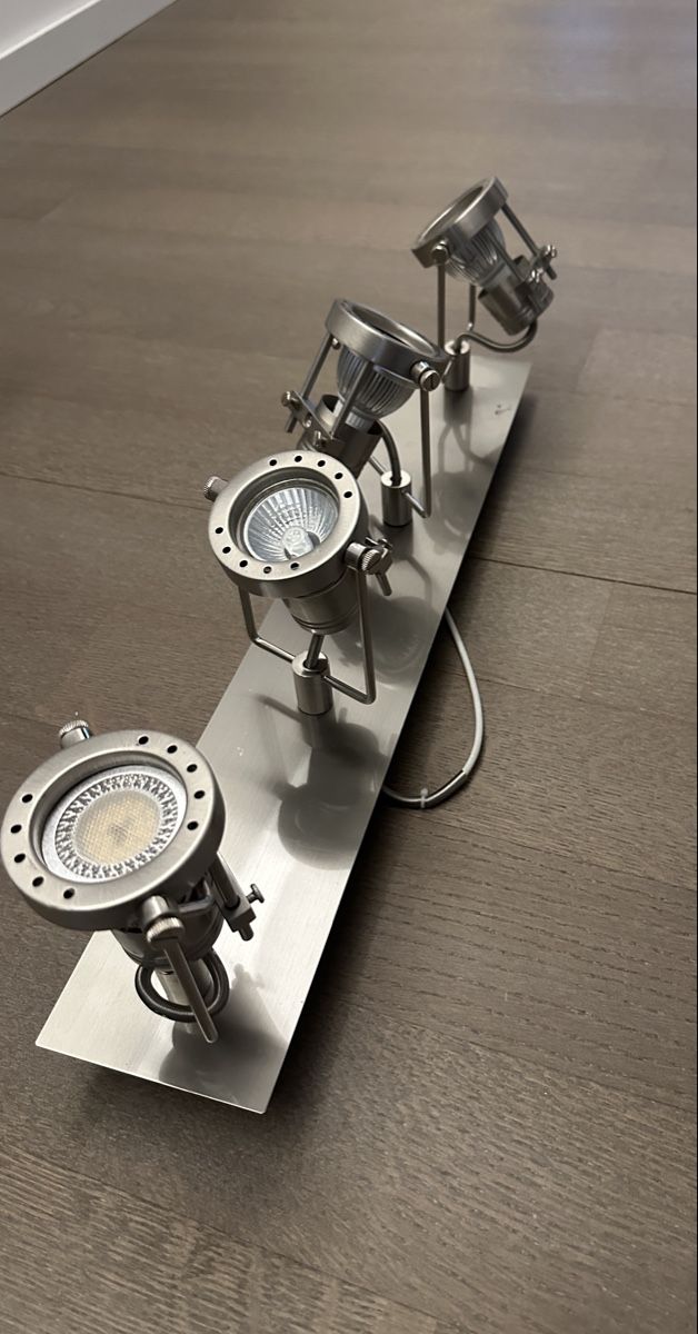 Lampadari & plafoniere: 4er Strahler zu verkaufen – Usato da Solothurn venduto da Cobagg
