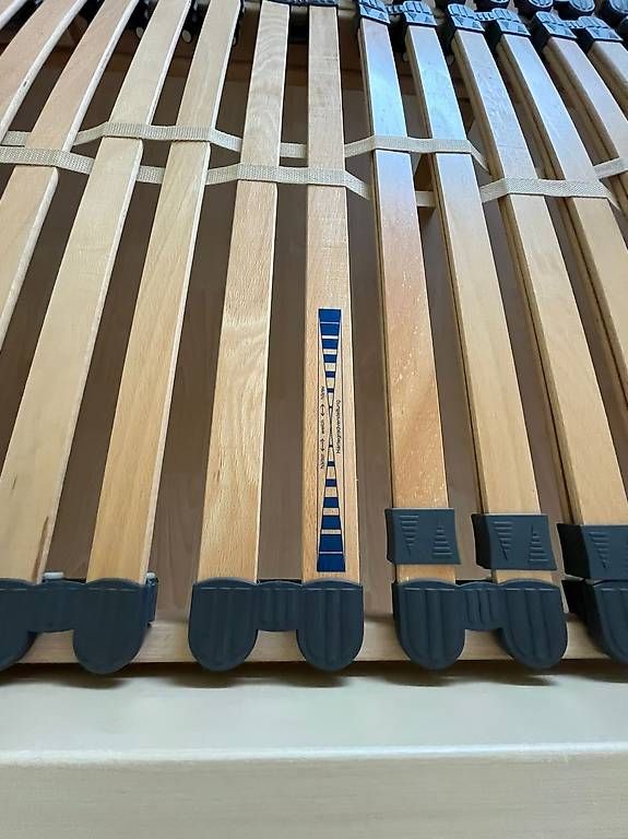 Letti: Bett 160 x 200 cm – Usato da Ufhusen venduto da E30is 3