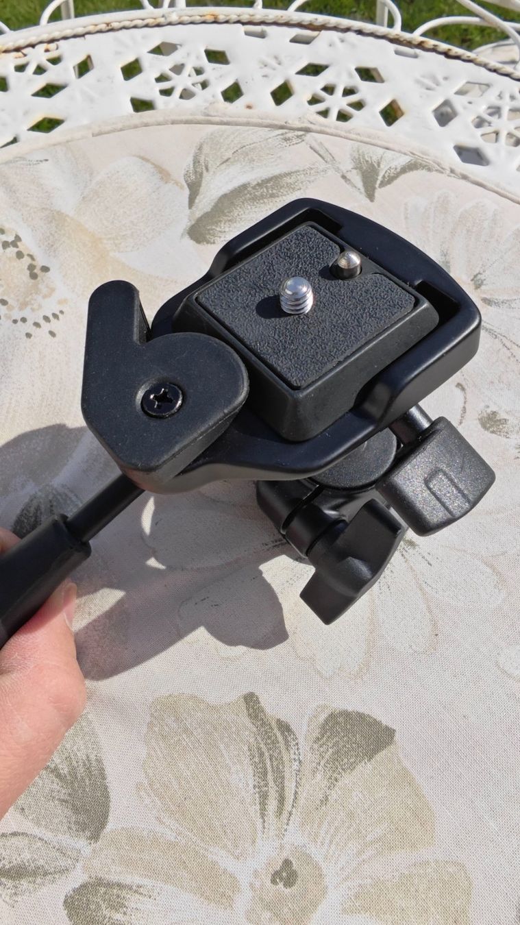 Treppiedi & Teste: Cullmann testa a sfera per treppiede, perfetta. – Usato da Intragna venduto da Dekino 1