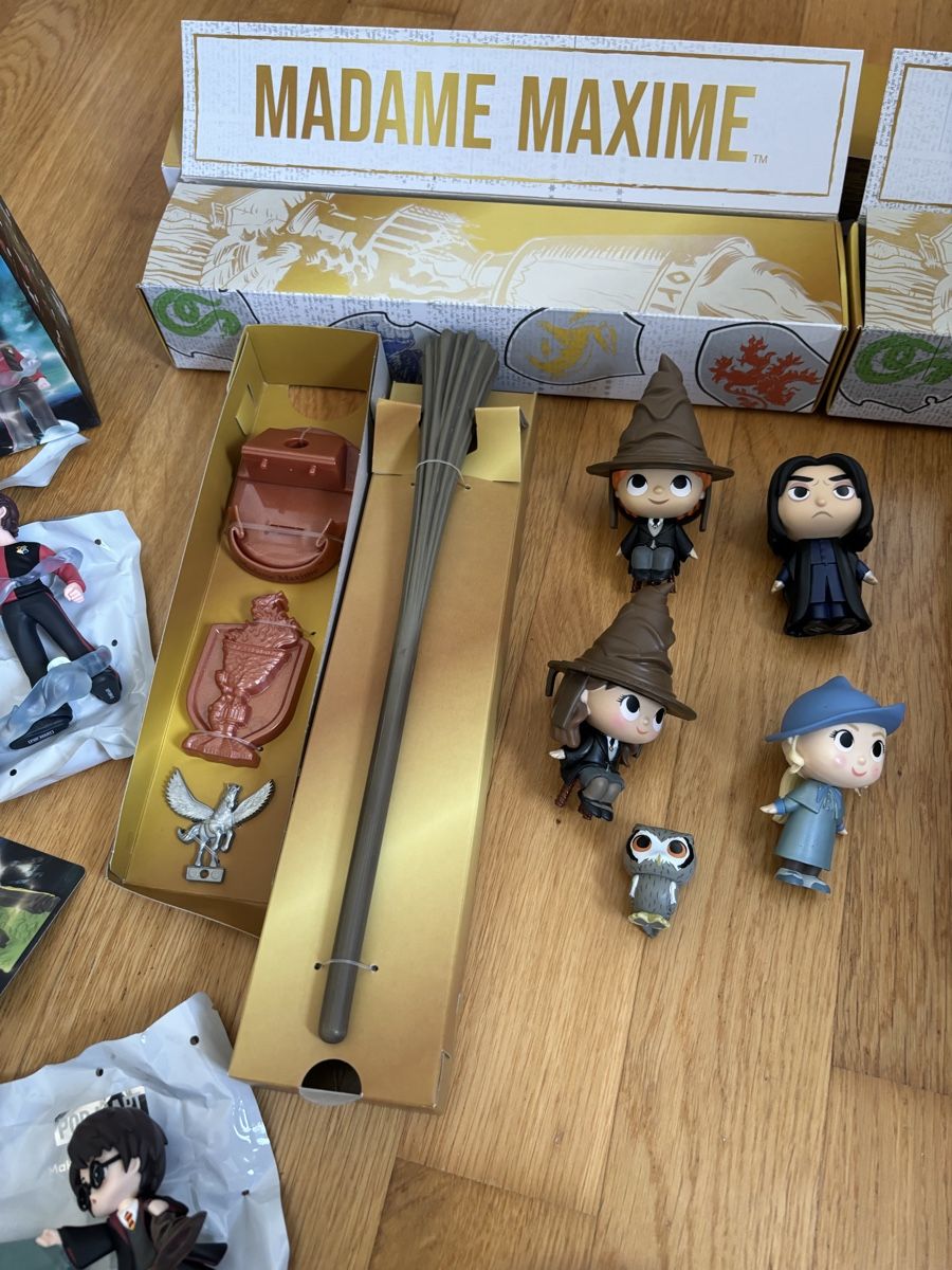 Statuette: Diverse Harry Potter Artikel – Usato da Uetikon am See venduto da Winnieclaudia 2