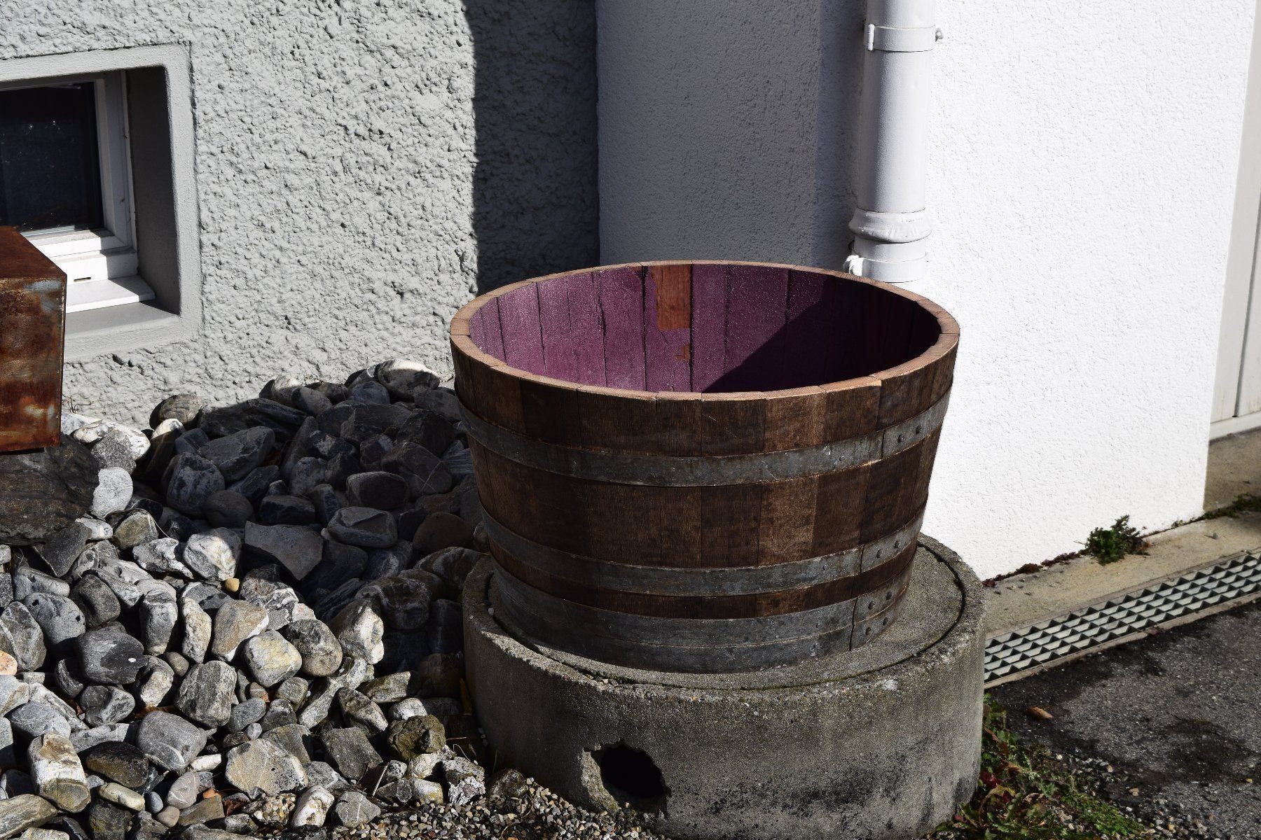 Autres: Miniteich Weinfass oder Pflanzkübel – D'occasion à Widnau par Crewo 3