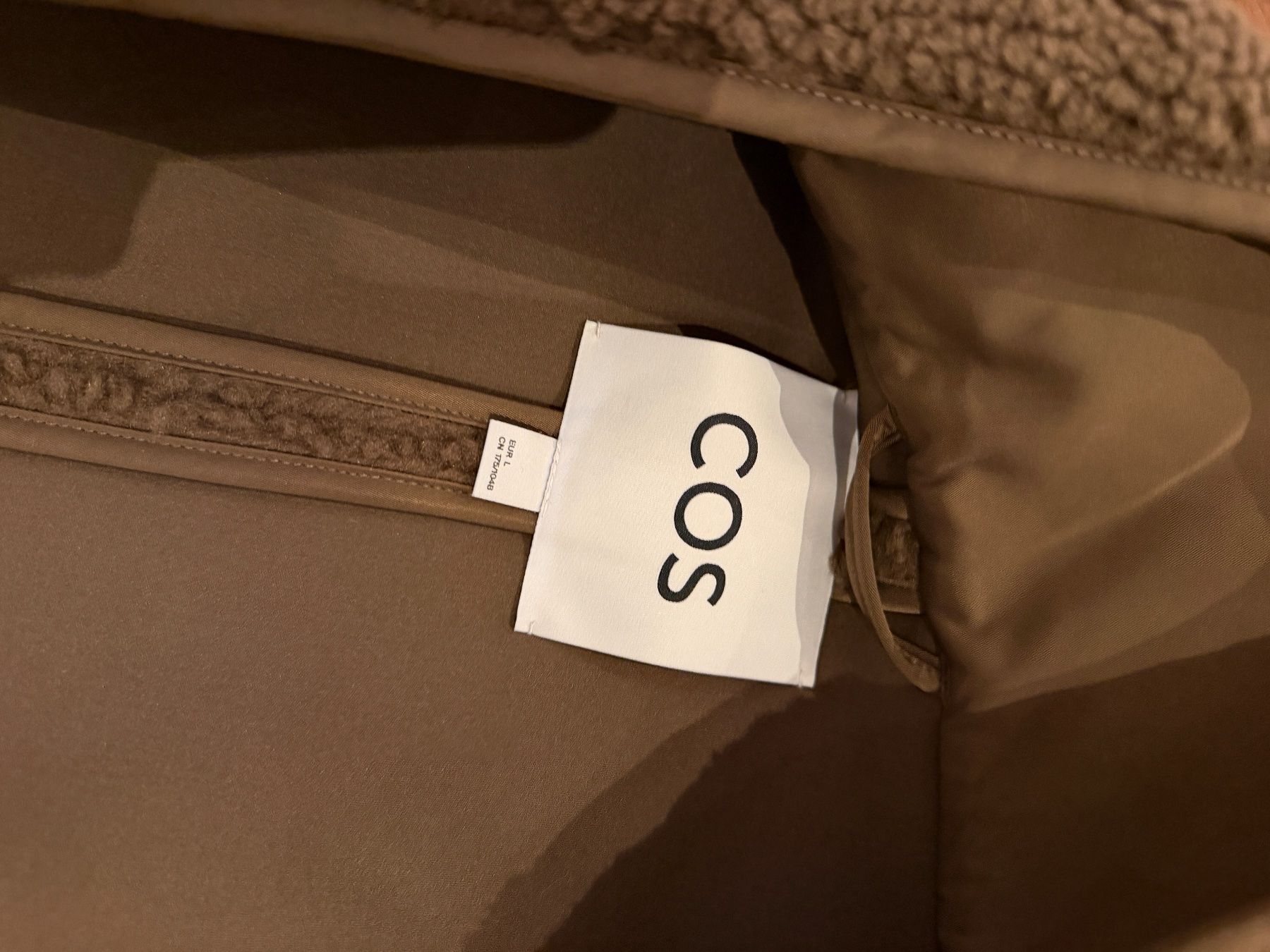 Cos Giacche: FUNNEL-NECK TEDDY JACKET Grösse L – Nuovo (secondo la descrizione) da Hettlingen venduto da blu_tb6z 3