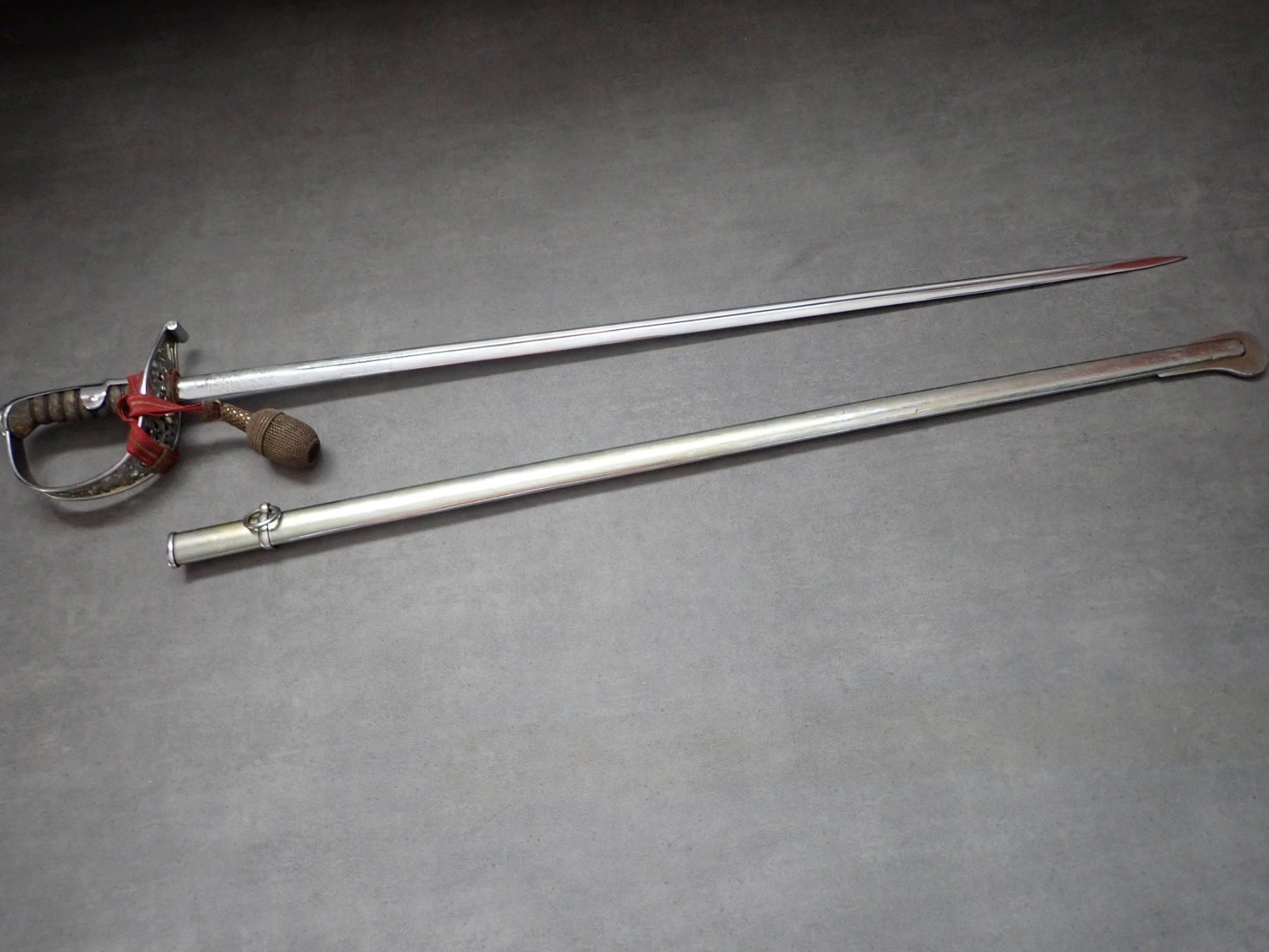 Stichwaffen: Sabre officier suisse. Lame gravée. – Gebraucht aus Onex von mac_w8c2 1