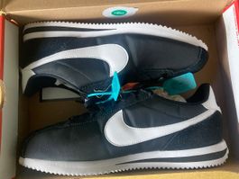 Nike Cortez Basic Premium, Schwarz/Weiss, Neu, Grösse 45