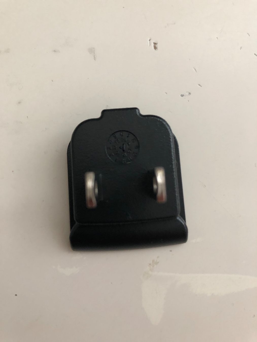 Laufwerke & Adapter: Neuer Reisestecker Schweiz Adapter – Neu und originalverpackt aus Arlesheim von leyRum4.5
