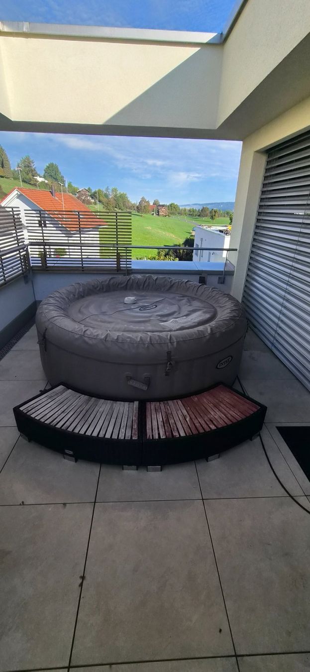 Intex Whirlpool: Intex Whirlpool - Gebraucht – Usato da Hochdorf venduto da dma_p89h