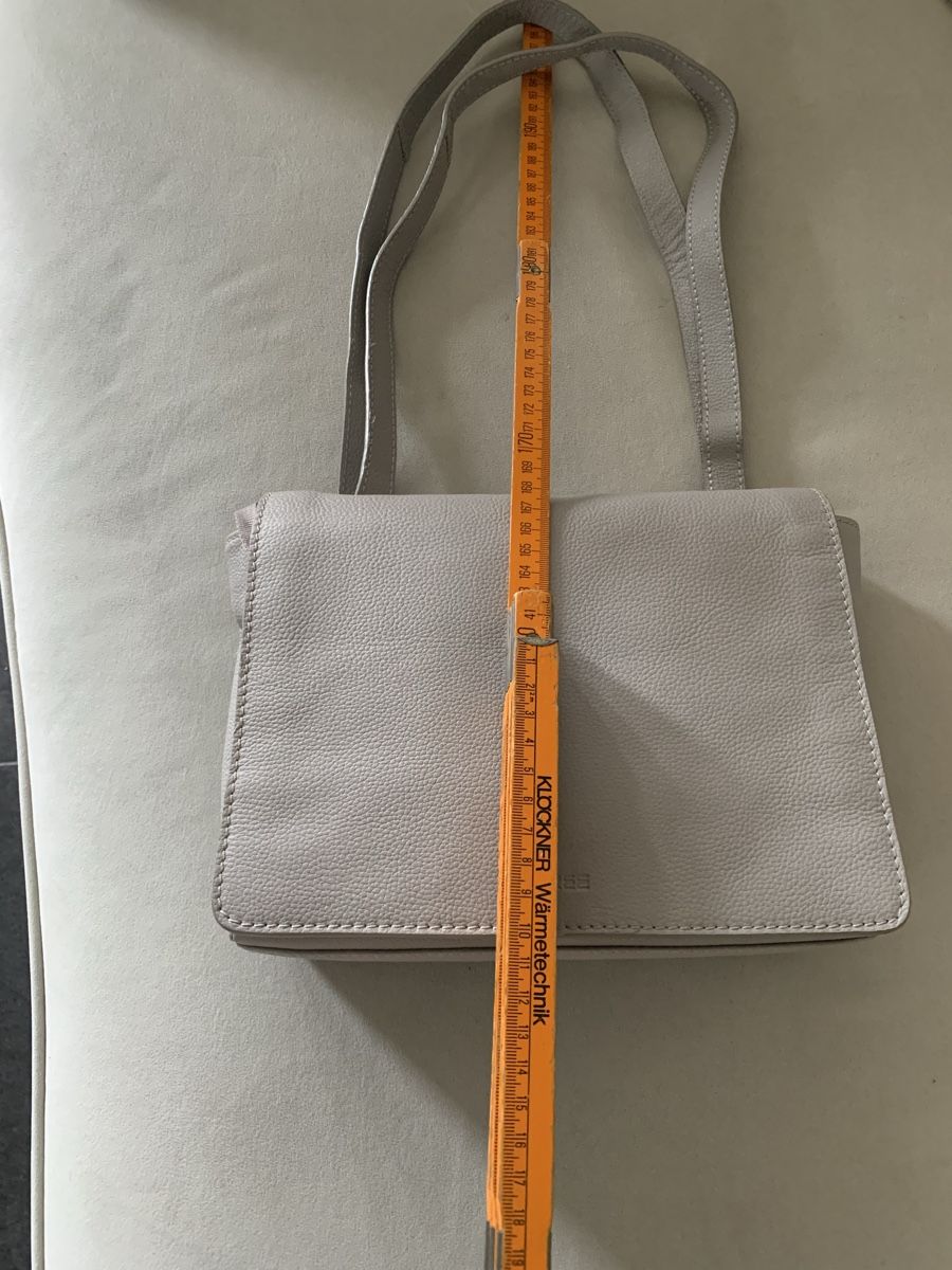 Bree Taschen für Damen: SOMMERHIT Bree Handtasche – Gebraucht aus Bergdietikon von zor_856j 2