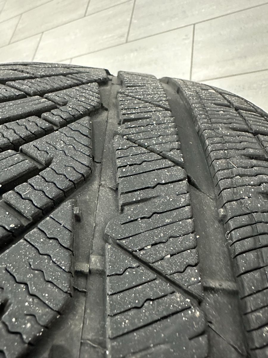 Mercedes-Benz Pneus & Roues: Winterrad E63 AMG 20 Zoll – D'occasion à Hochdorf par K.Kari 4