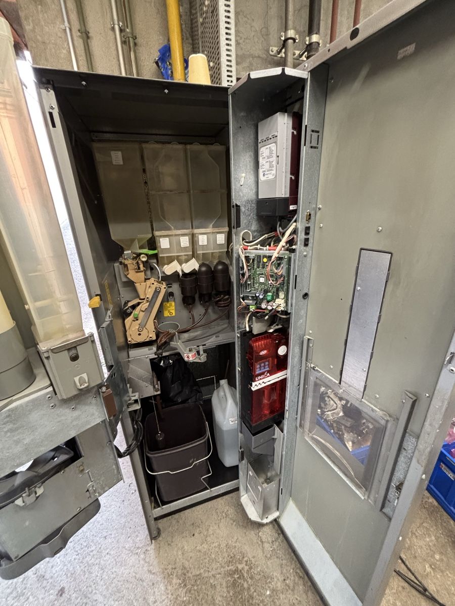Selecta Kaffeemaschinen & Espressomaschinen: Kaffeeautomat Selecta Necta – Gebraucht aus Bûlach von rju_877h 1