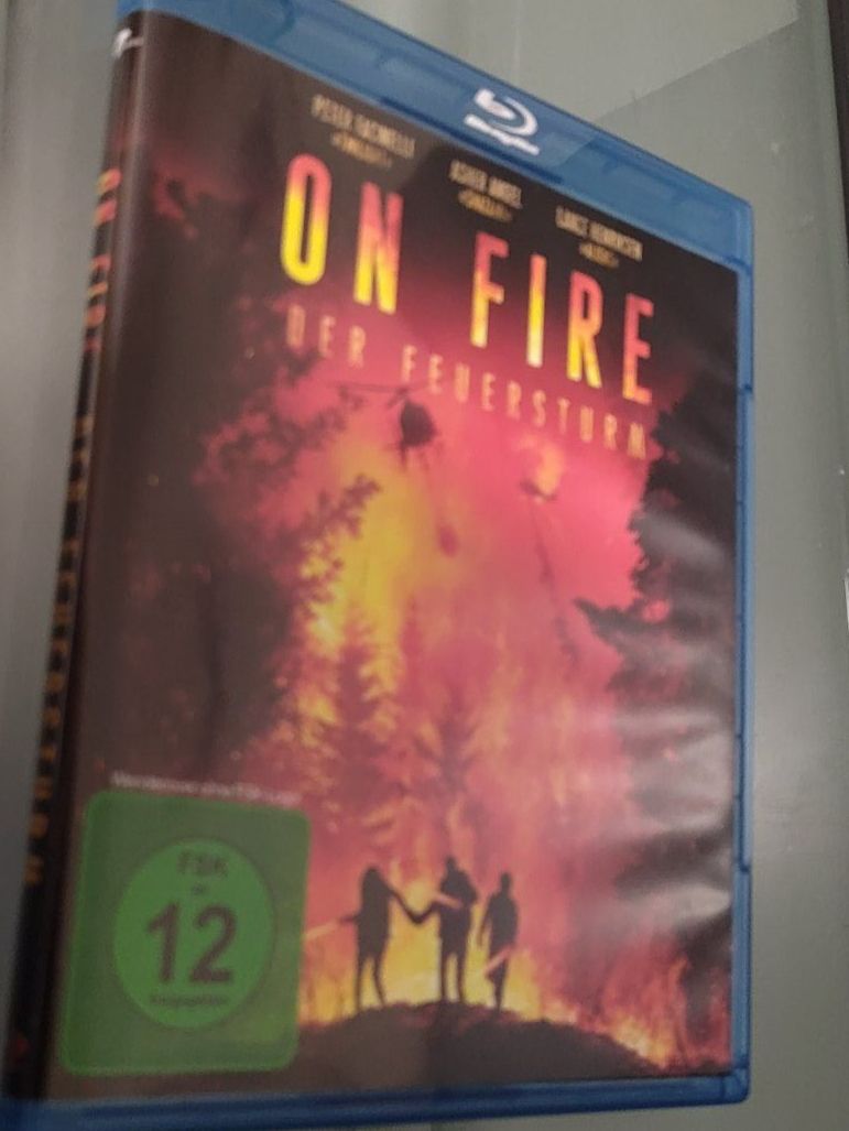 Tutti i DVDs: On Fire Der Feuersturm Blu-Ray – Usato da Dottikon venduto da Oldyfreak