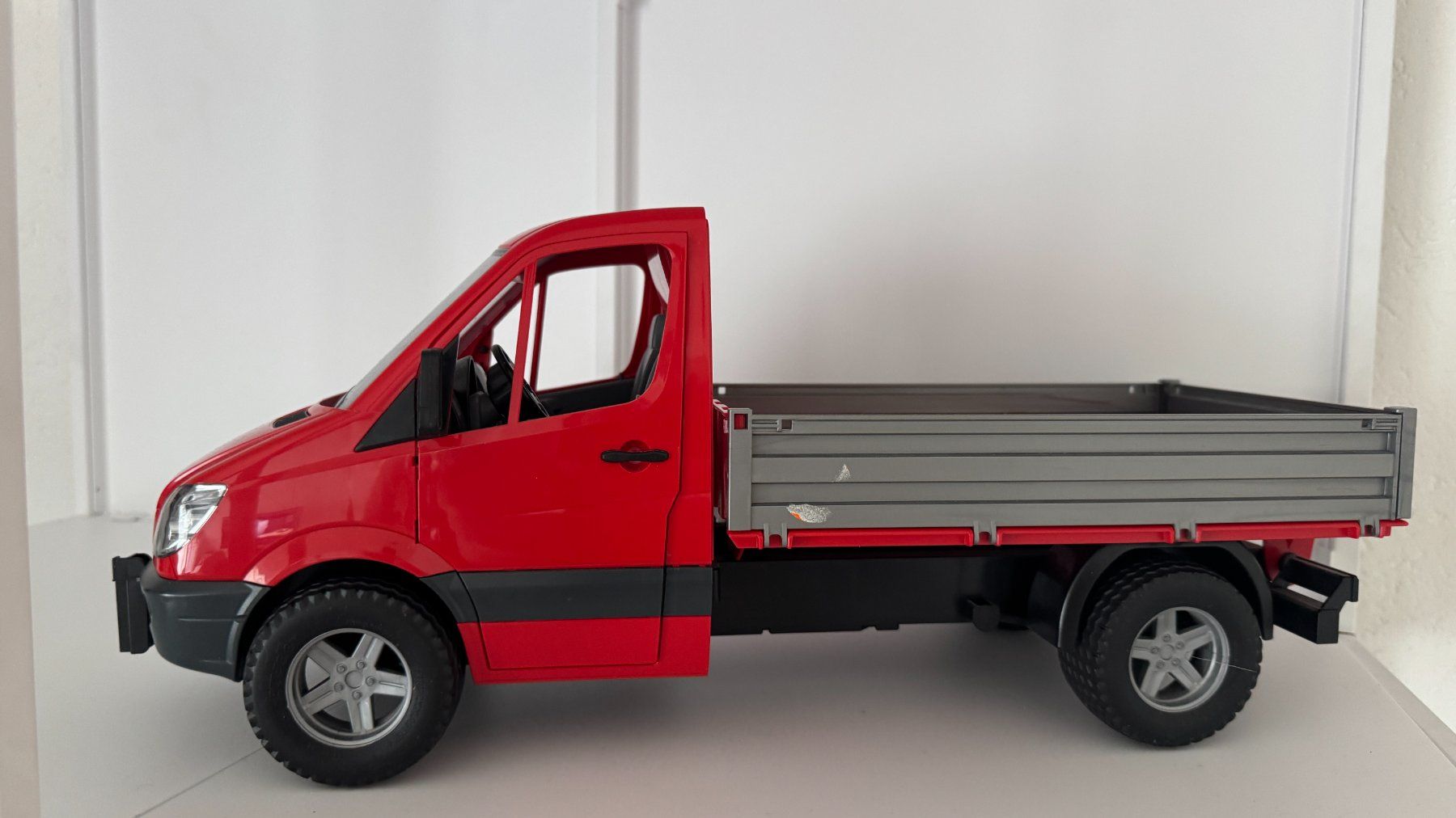 Bruder Giocattoli: Bruder Mercedes-Benz Sprinter – Usato da Jonschwil venduto da inf_tj8n
