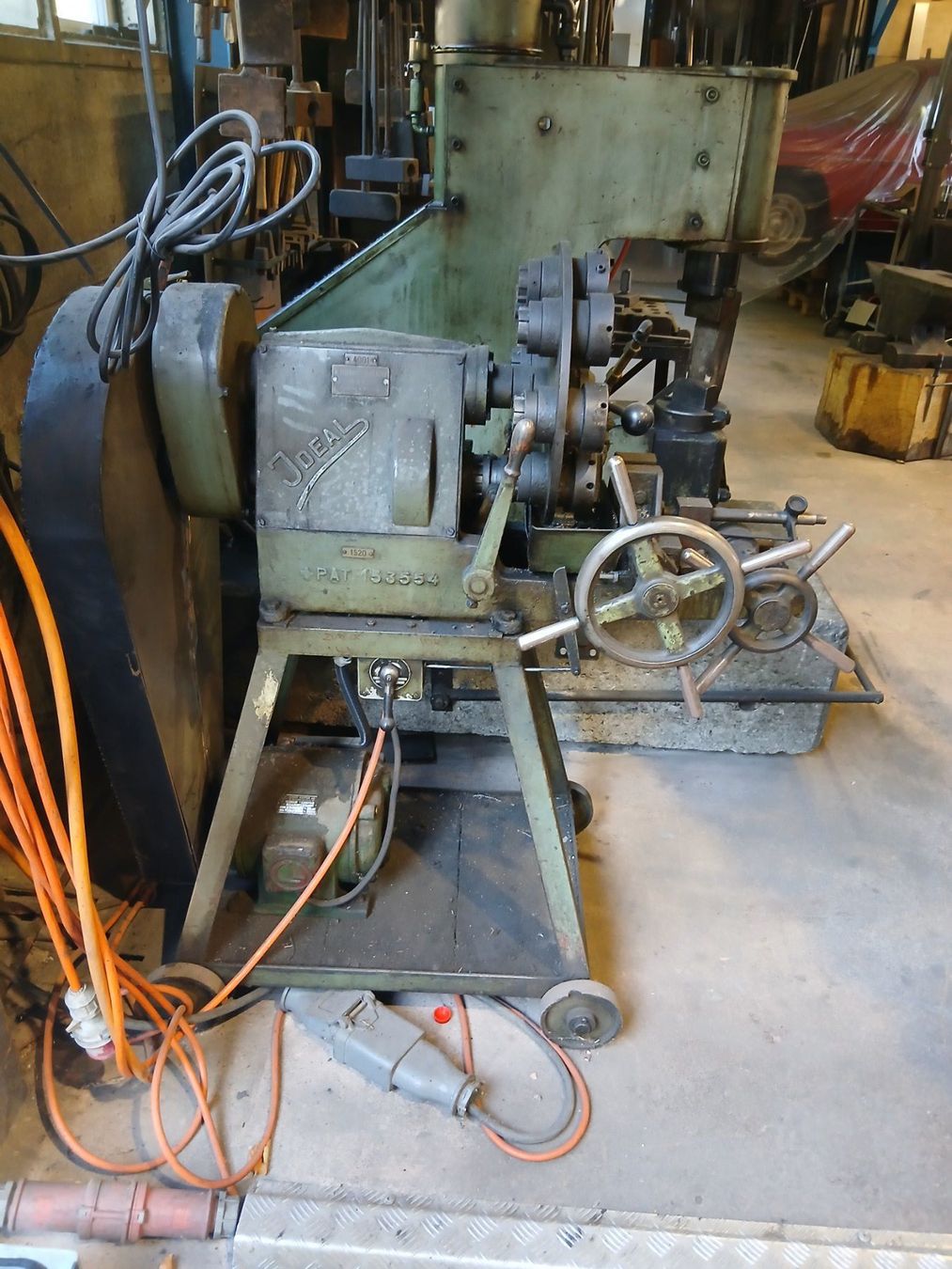 GF Tutte le macchine: Gewindeschneidmaschine Ideal – Usato da Neuenegg venduto da Lowbus1969 2