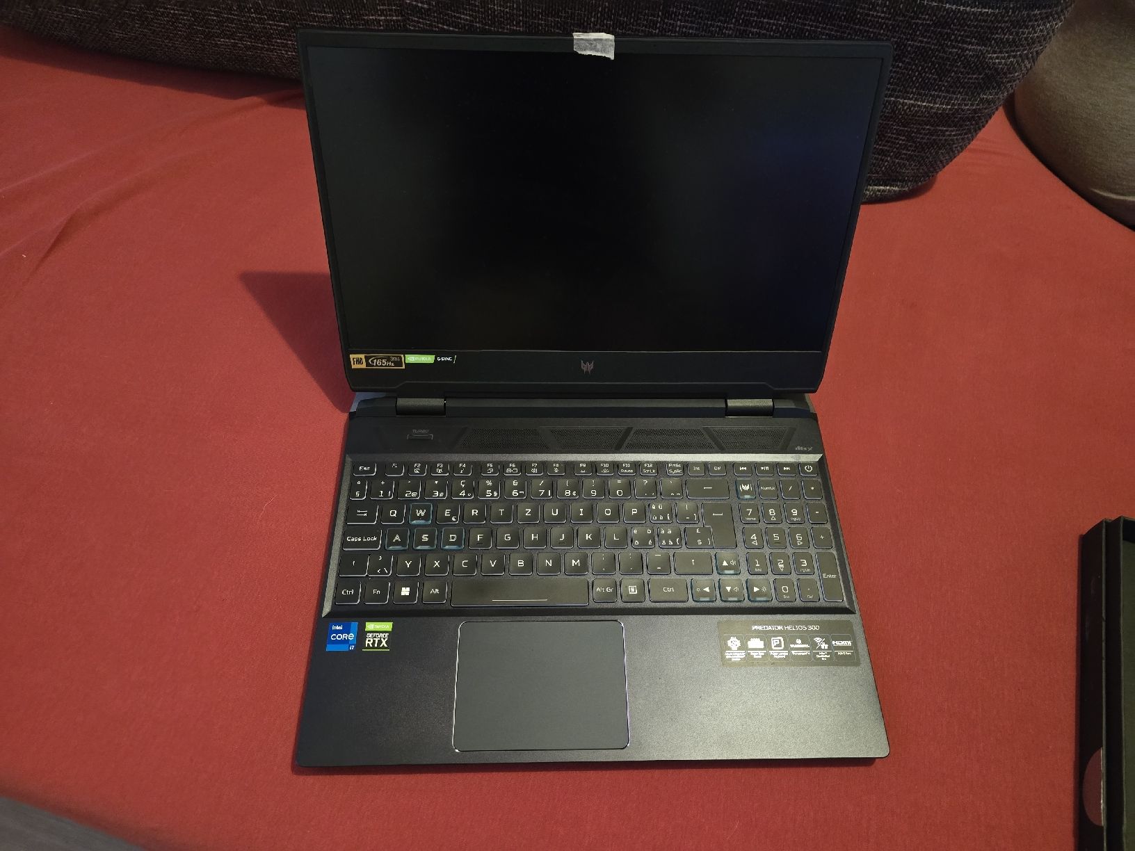 Acer Portables: predator helios 300 – D'occasion à Bronschhofen par ghostman55 5