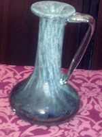 Massive italienische Henkelvase