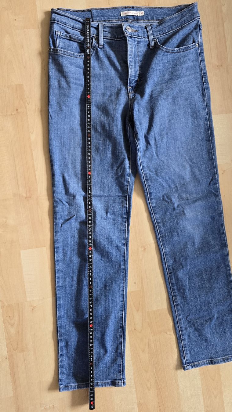 Levi's Jeans: Levi Strauss Jeans Damen – Nuovo (secondo la descrizione) da Wiesendangen venduto da Saschu 4