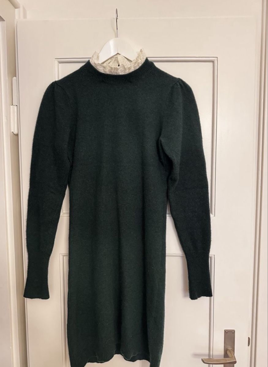 Kleider: Sandro Strickkleid 79% Wolle, Grösse 36  – Gebraucht aus Luzern von vmb_x5zn