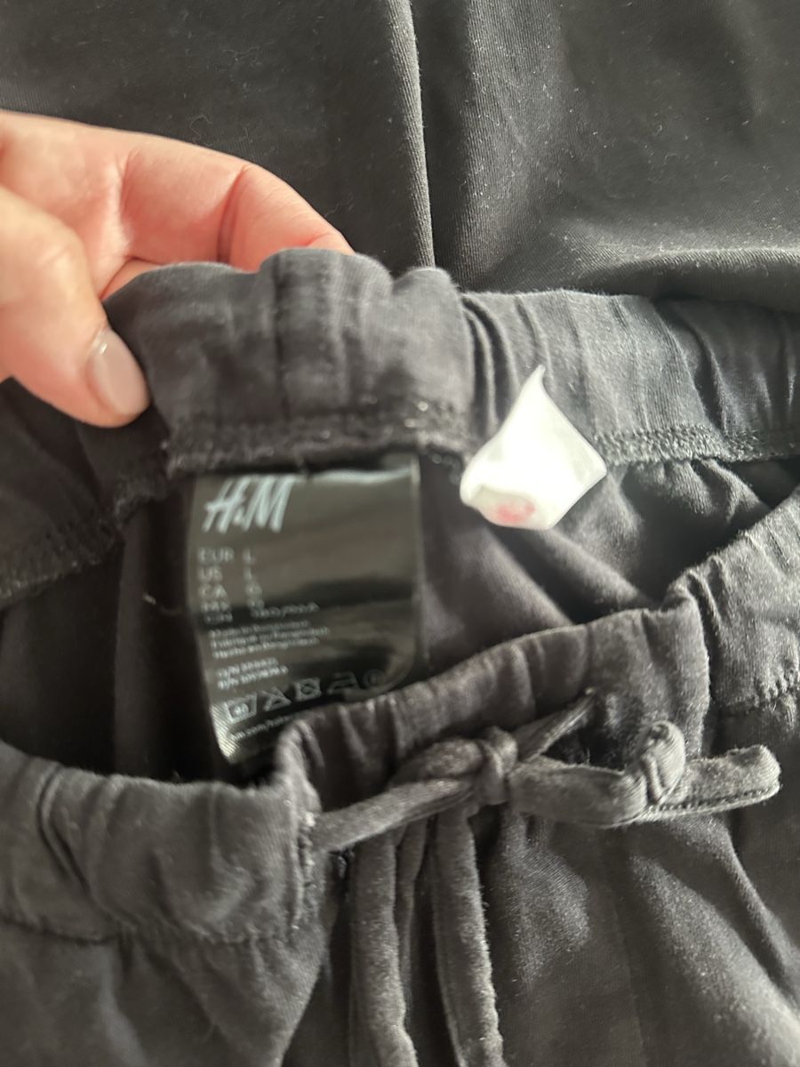 H&M Pigiami: 2 Herren Pyjamas Grösse L – Usato da Altendorf venduto da Eastwick4 3