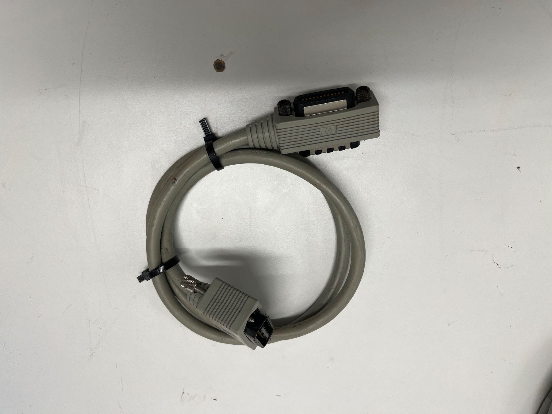 Accessori da laboratorio: Set 4 GPIB Kabel IEEE488 – Usato da Niederdorf venduto da LeptonAG 4