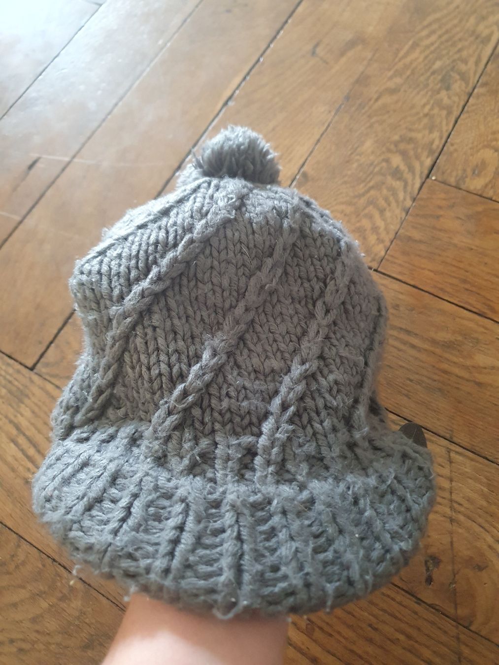 Hüte, Mützen & Caps: Wintermütze Grösse one Size Damen – Gebraucht aus Schönenwerd von pomodor 2
