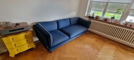 Design-Sofa blau von MADE
