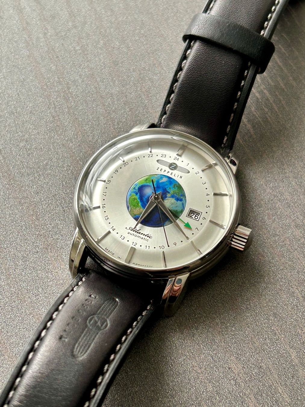 Zeppelin Uhren: Montre Zeppelin automatic GMT – Neu und originalverpackt aus Préverenges von san_2wc2 2