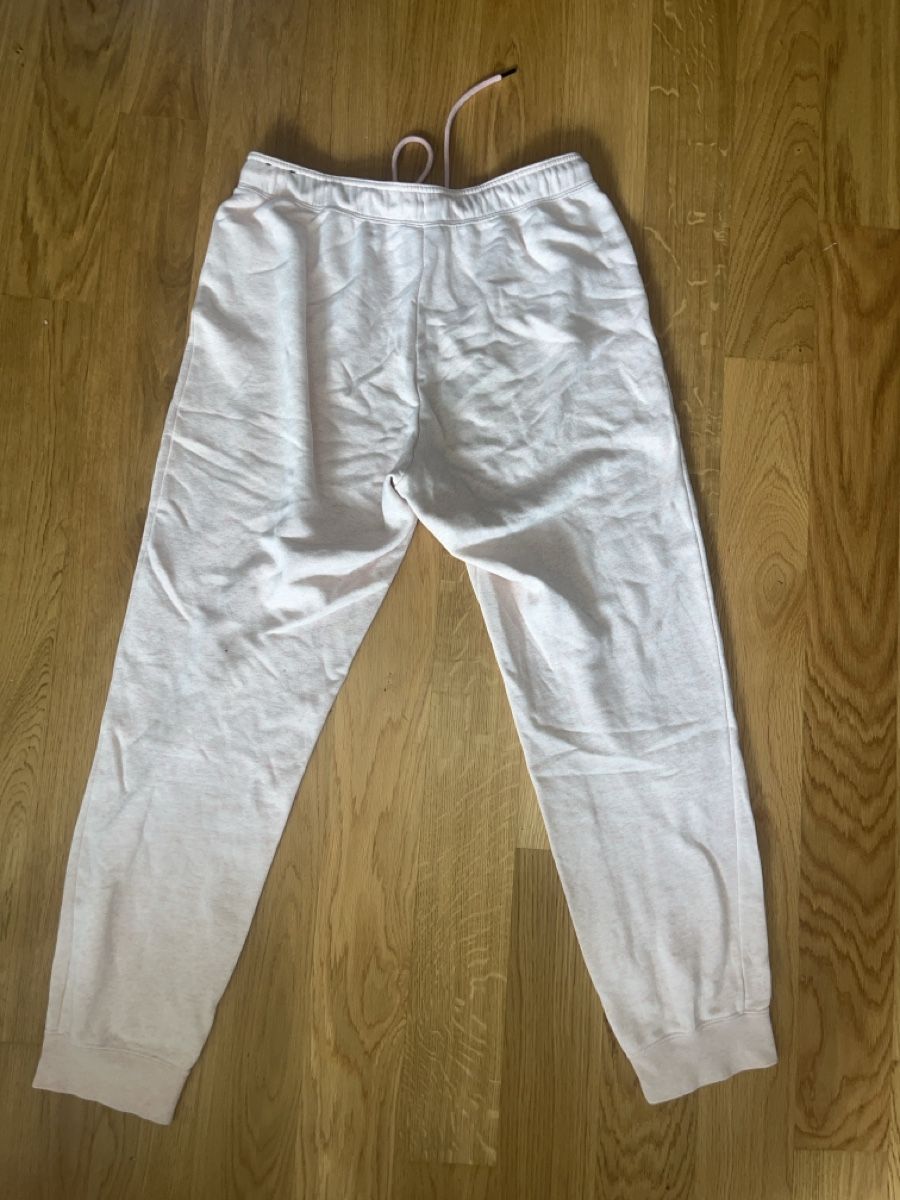 Nike Pantaloni: Nike Trainerhose Rosa – Usato da Zürich venduto da ant_pql9 4