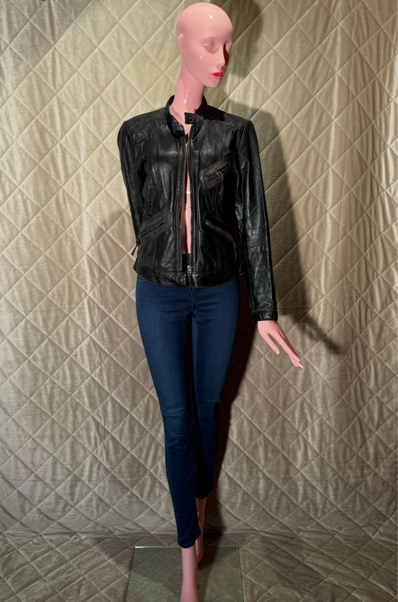 Giacche: Echte Lederjacke für Damen – Usato da Murten venduto da lukasas007 2