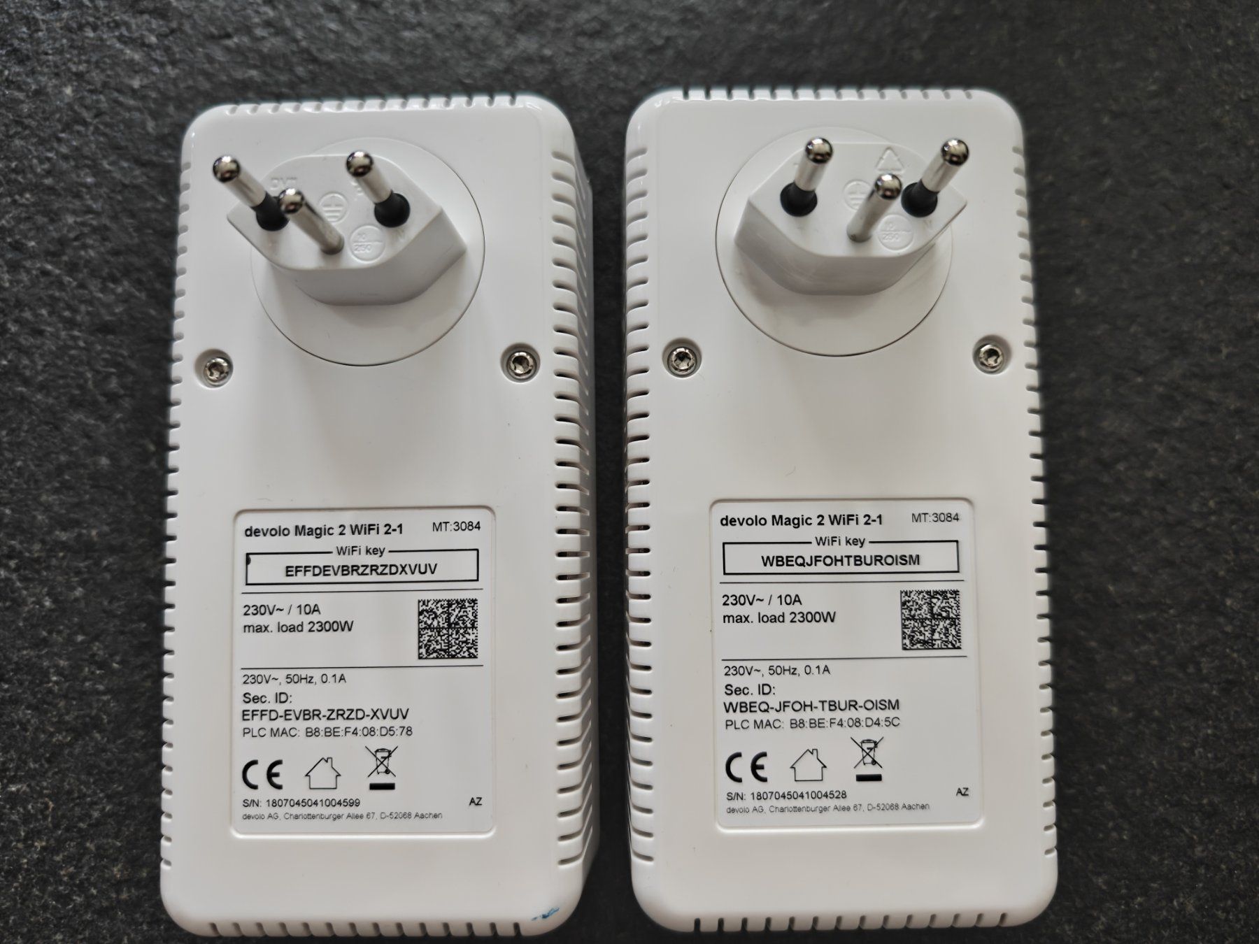Devolo Unità & Adattatore: Zwei Devolo Magic 2 WiFi 2-1 – Usato da Dottikon venduto da Realking 1