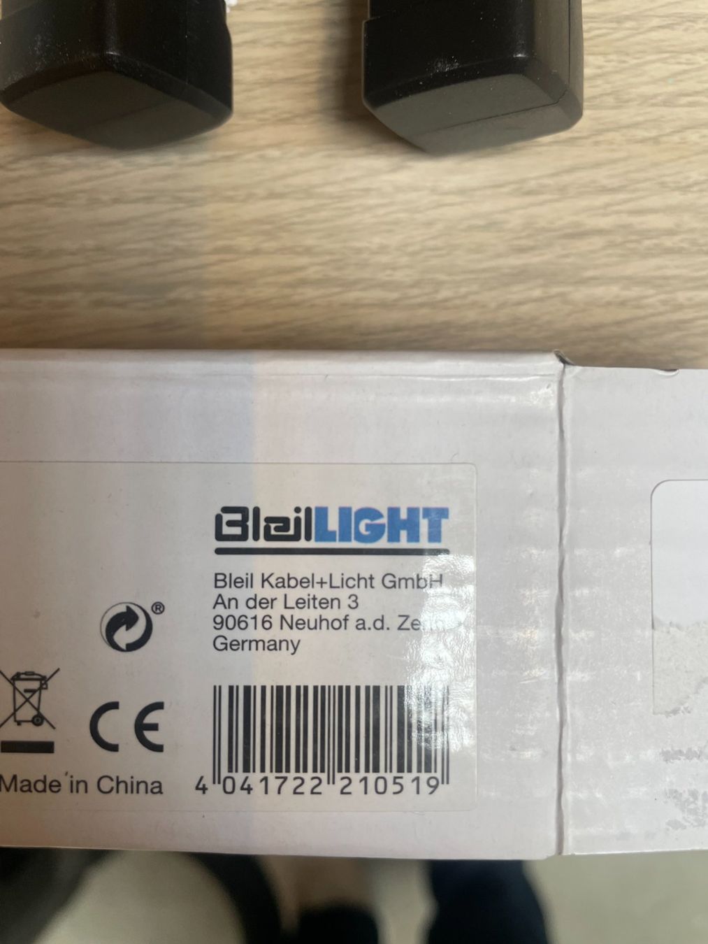 Lampade: 2x LED Arbeitslicht mit Magnet Teleskop – Nuovo e nell'imballaggio originale da Emmenbrücke venduto da Gzl-94 5