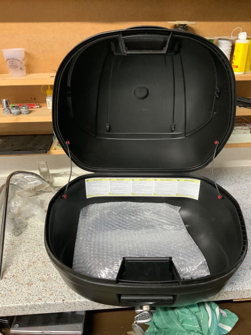 Givi Topcases: Givi Top-Case Monolock E370 schwarz matt Tech Version – D'occasion à Wängi par  8