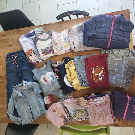 Mädchen Kleiderpaket Grösse 122/128