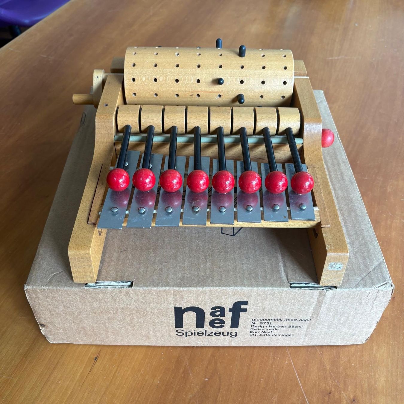 Naef Spielzeuge: Naef  Gloggomobil Design Herbert Bächli – Gebraucht aus Zürich von timeless.tones