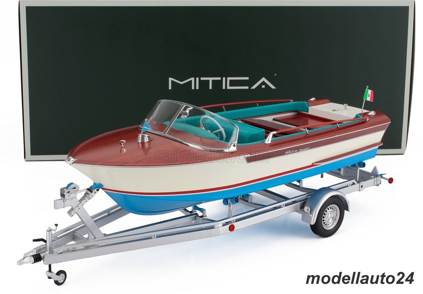 Modellini d'auto: Bootsanhänger mit Riva-Junior Boot 1966 / Mitica 1:18 – Nuovo e nell'imballaggio originale da Seuzach venduto da Modellauto24
