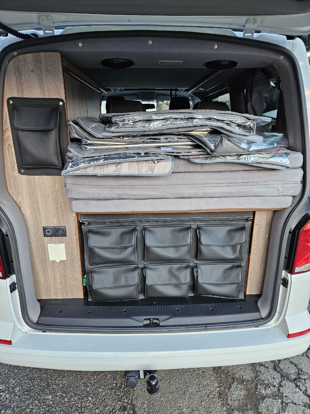 VW Camping Fahrzeuge: VW T6.1 Camper – Gebraucht aus Schmerikon von Obersee0 4