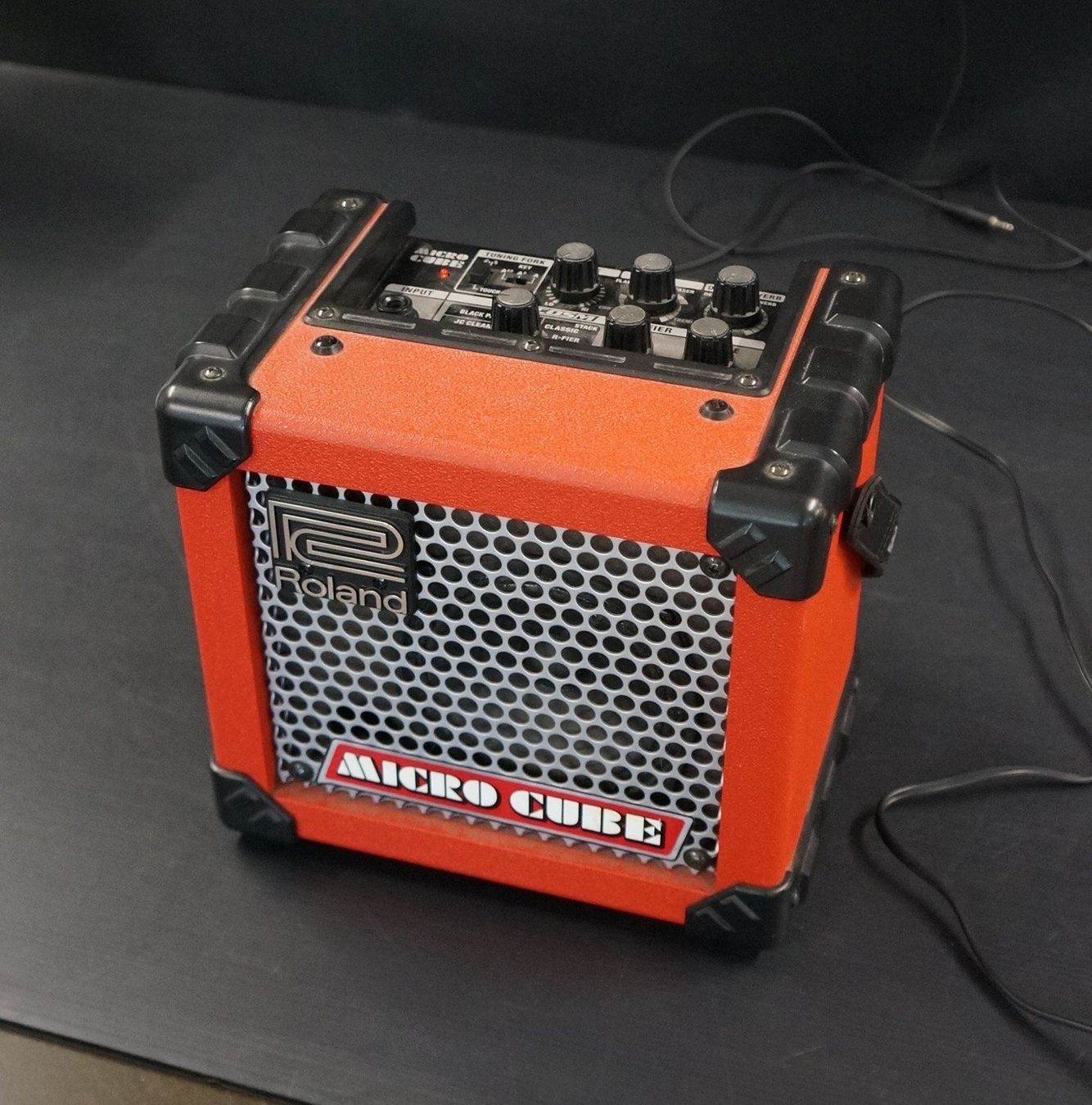 Roland Verstärker: Roland Micro Cube R Gitarrenverstärker – Gebraucht aus Basel von bk_brockibasel