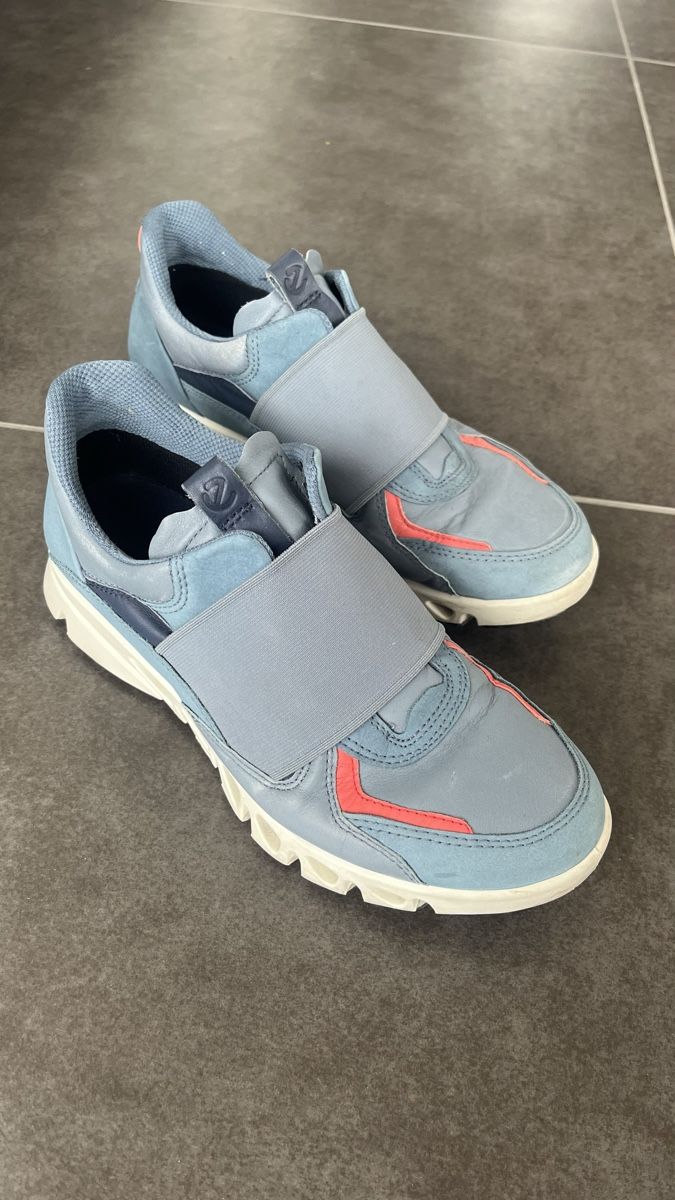 Ecco Chaussures femmes: Baskets Ecco bleu et corail, pointure 37 – D'occasion à Lausanne par Global.P 1