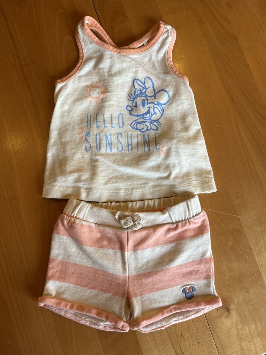 Lotti & Set di vestiti: Baby Sommer Ensemble Gr. 60 – Usato da Rodersdorf venduto da estherdaphne