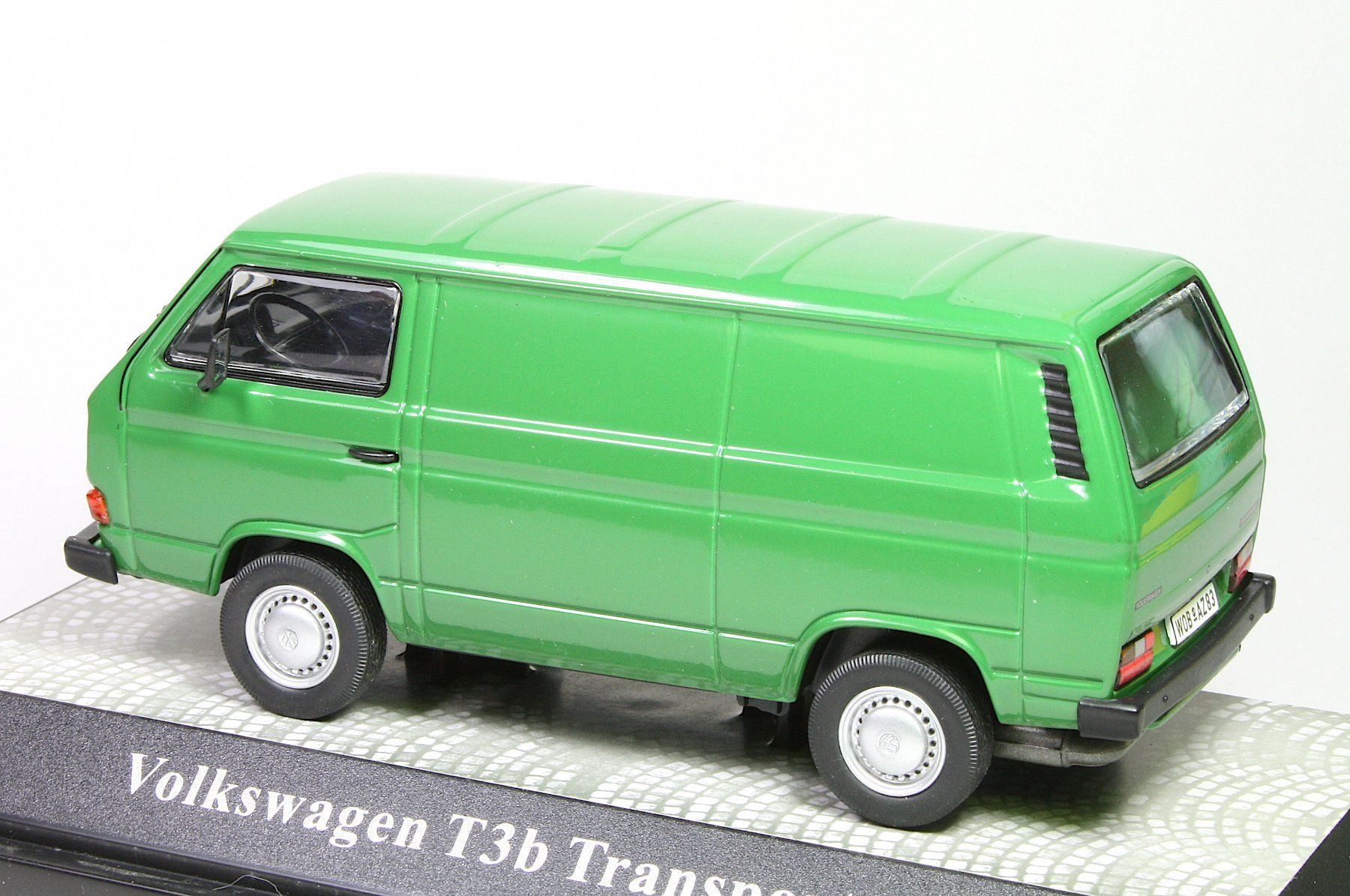 Volkswagen Modellautos: Premium Classixxs 1:43, VW T3b Transporter – Neu und originalverpackt aus Elsau von Peekay8 4