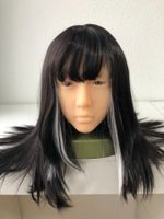 Perücken, Requisiten