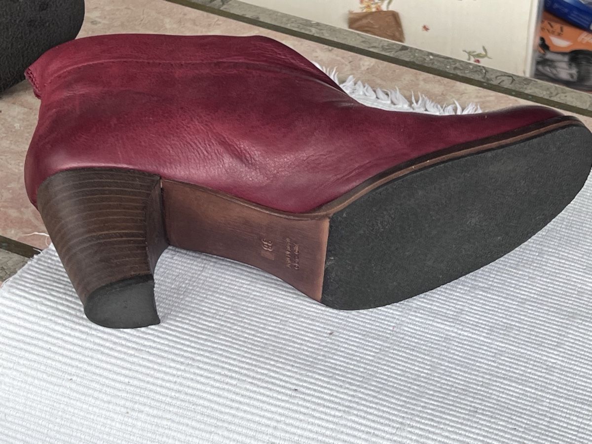 Damenschuhe: Stiefeletten rot  – Gebraucht aus Richterswil von Luke6 2