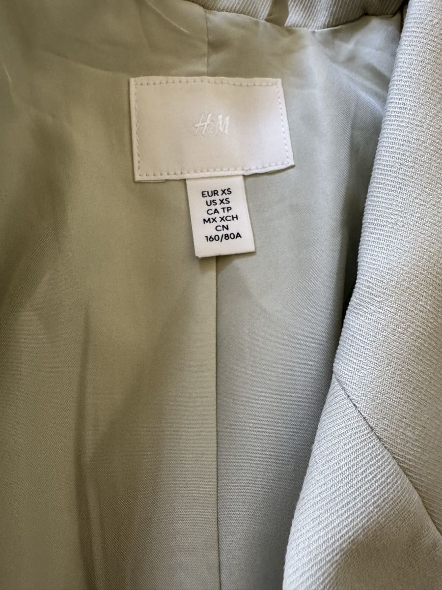 H&M Ensembles & Tailleurs: H&M Hosenanzug XS – D'occasion à Birrwil par wata90 2