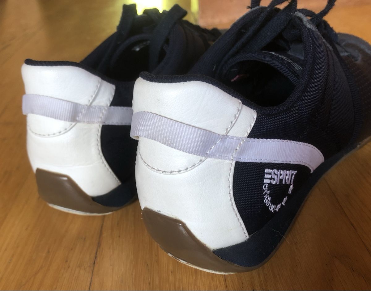 Esprit Scarpe da donna: SNEAKER, blau, von Esprit, Gr.40 – Usato da Mühlebach (Goms) venduto da chr_q6d8 2