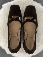 Tolle, NEUWERTIGE Tod's Ballerinas Gr. 38 Wildleder Braun