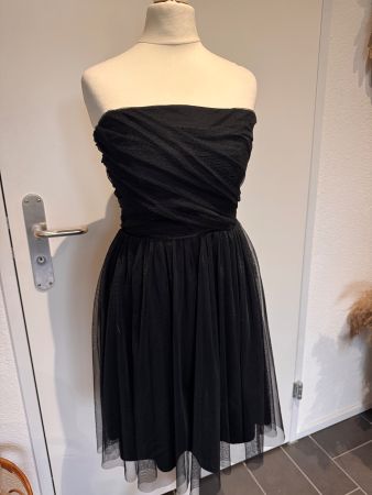 Festliches Kleid von Only / Gr. 34 Schwarz