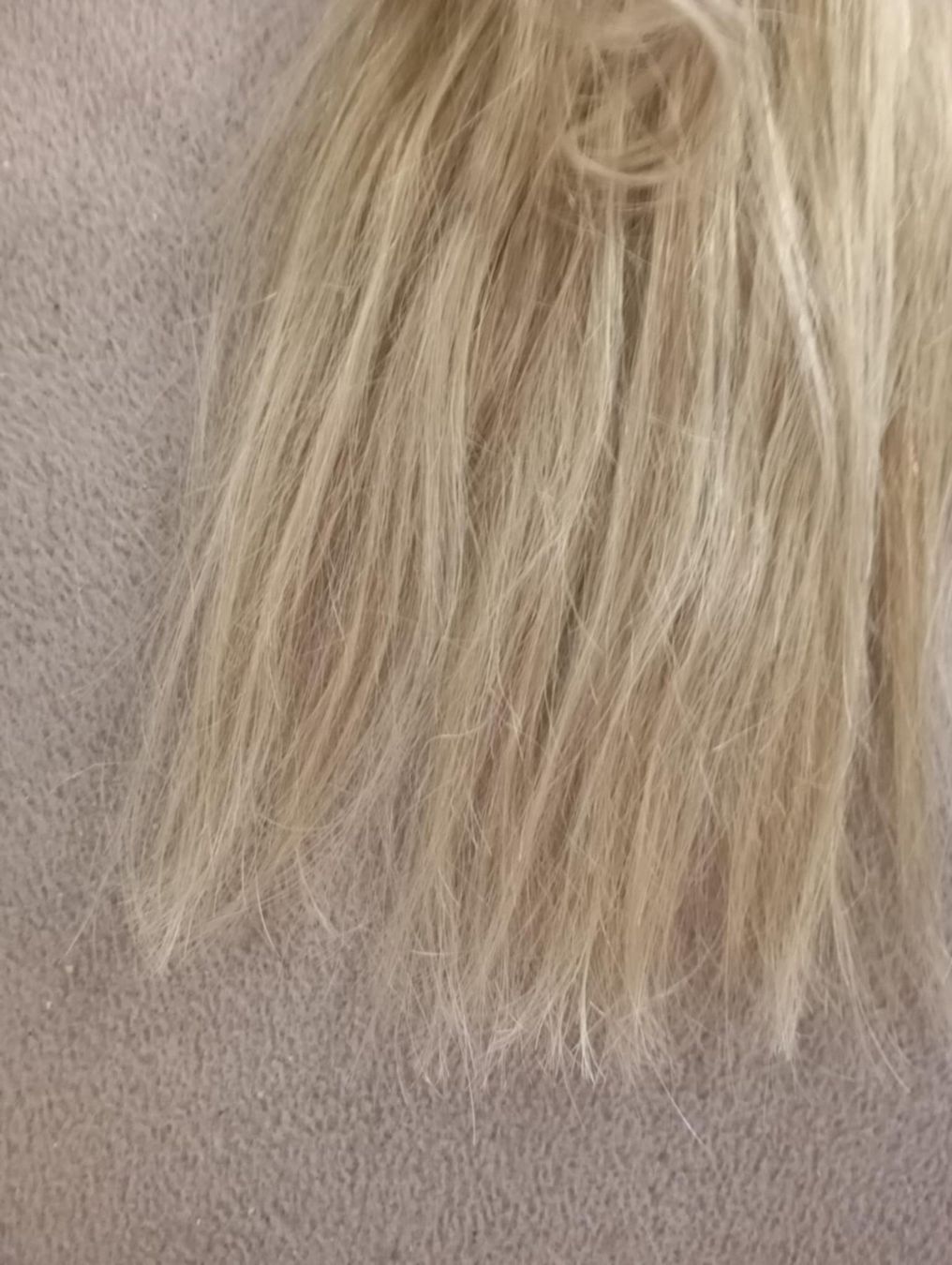 Parrucche: tape extensions 30 cm 34 stuck – Nuovo (secondo la descrizione) da Mönchaltorf venduto da engel3333 3